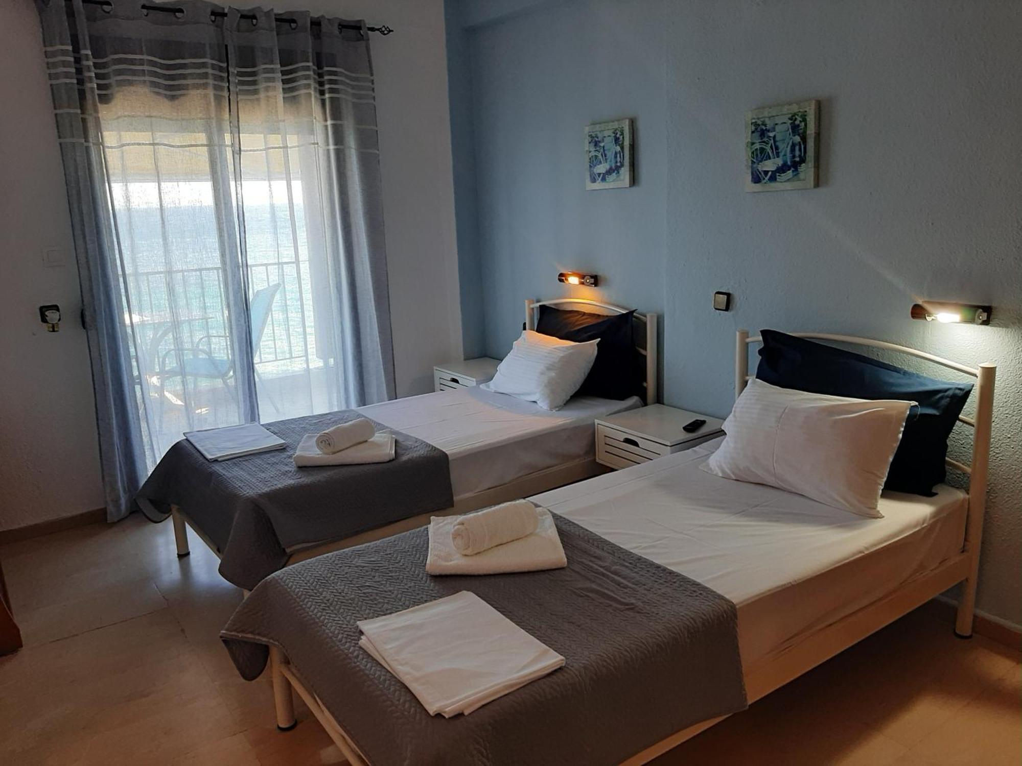 Alexiadis Apartments Agia Paraskevi  Eksteriør billede